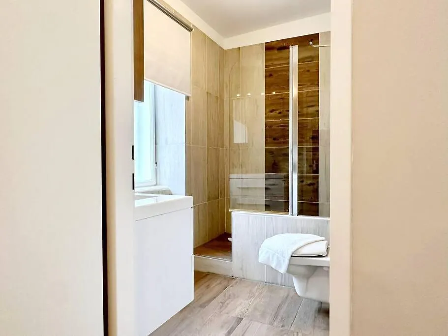 Apartment Next To Shopping Street I 5 Minutes To Inner City Vienna Austria