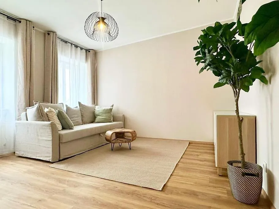 Next To Shopping Street I 5 Minutes To Inner City Vienne