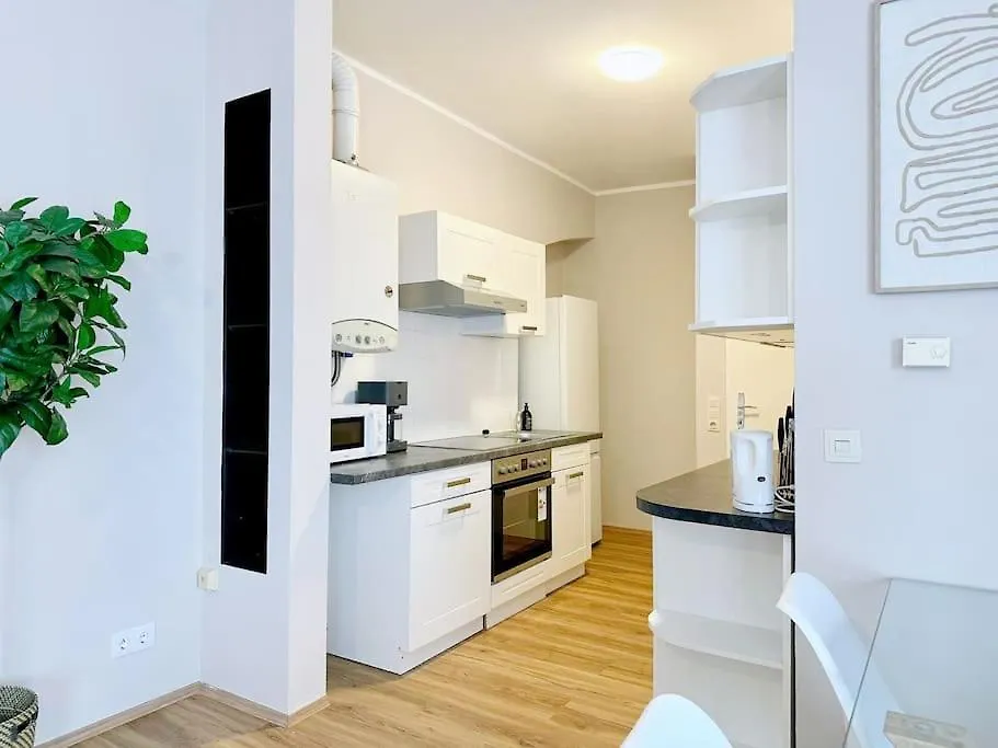 Next To Shopping Street I 5 Minutes To Inner City Vienne 0*,
